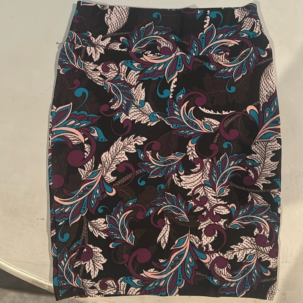 Lularoe Cassie skirt
